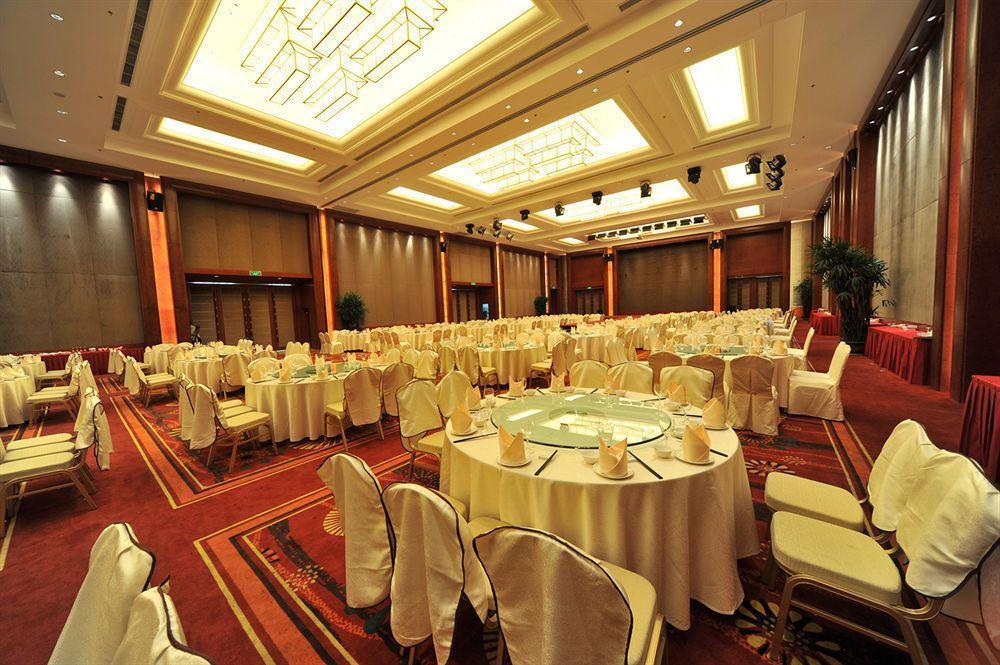 S&N Dalian Hotel Exterior photo